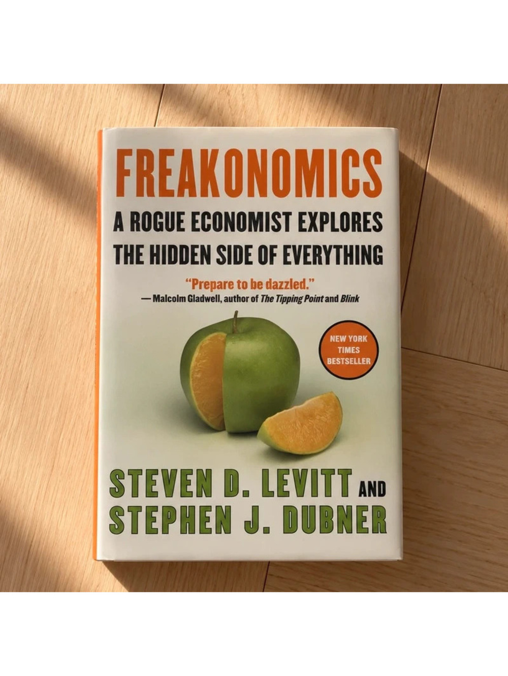 Freakonomics Hardcover Steven Levitt Stephen Dubner 2005 Economics Book